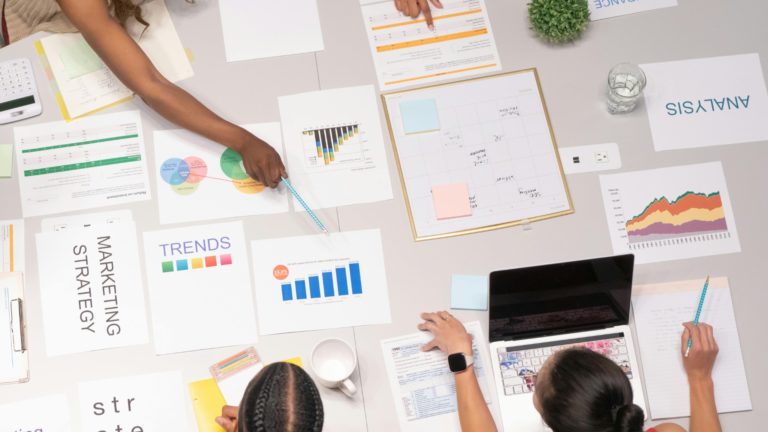 Fondimpresa ha stanziato 15 milioni di euro per la realizzazione di piani formativi rivolti ai lavoratori delle PMI 1 piani formativi 1920x1080 1
