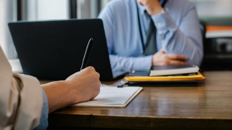 Regione Lombardia rifinanzia il bando Formare per Assumere e proroga i termini al 31 dicembre 2025